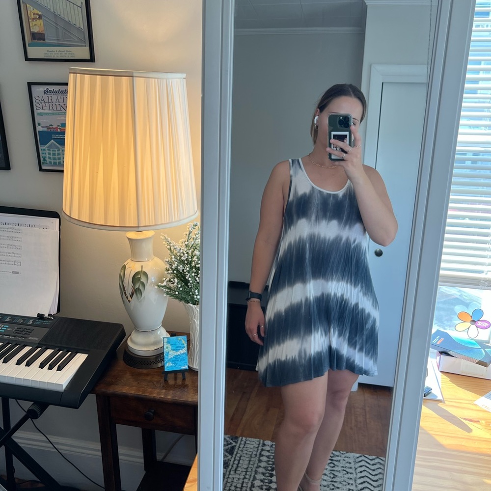 Casual Dip-Dyed Dress